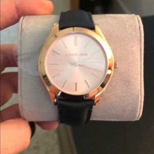 Michael kors leather watch